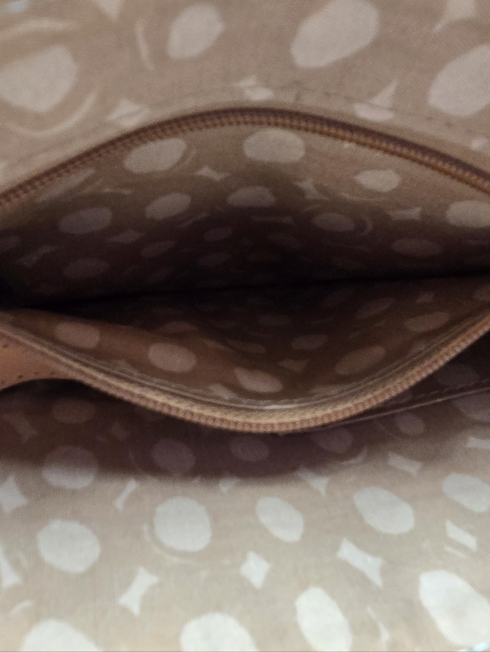 Brighton Ferrara Leather Crossbody Organizer Bag - Cream/Tan #F270671 - Picture 6 of 14